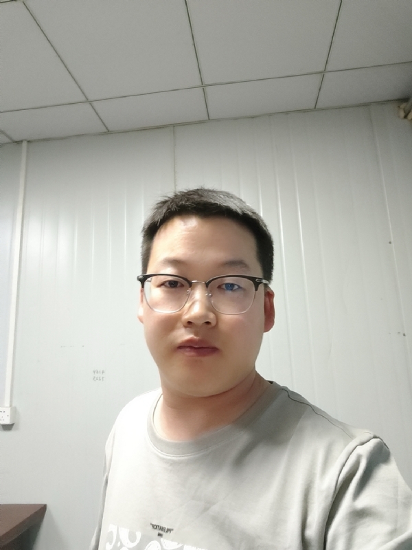落木的第一张照片--新疆闪婚服务中心