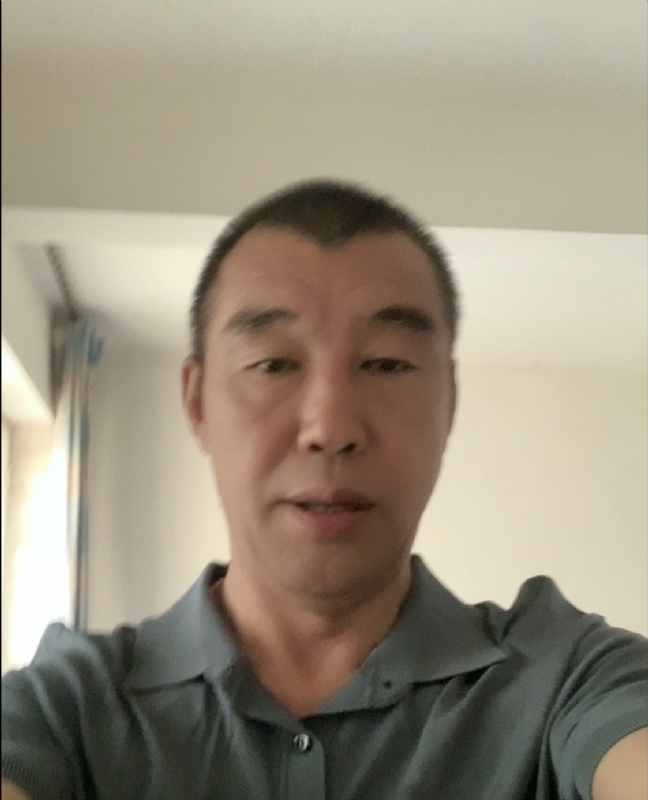 找伴侣的第一张照片--新疆闪婚服务中心